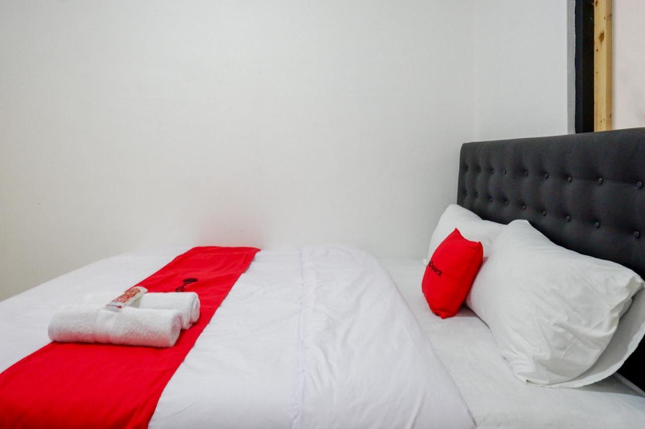 RedDoorz @ Demangan Sari Residence Pakualaman Bagian luar foto