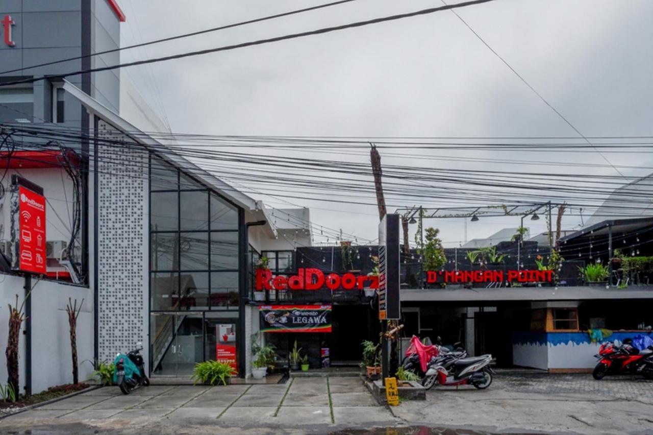 RedDoorz @ Demangan Sari Residence Pakualaman Bagian luar foto