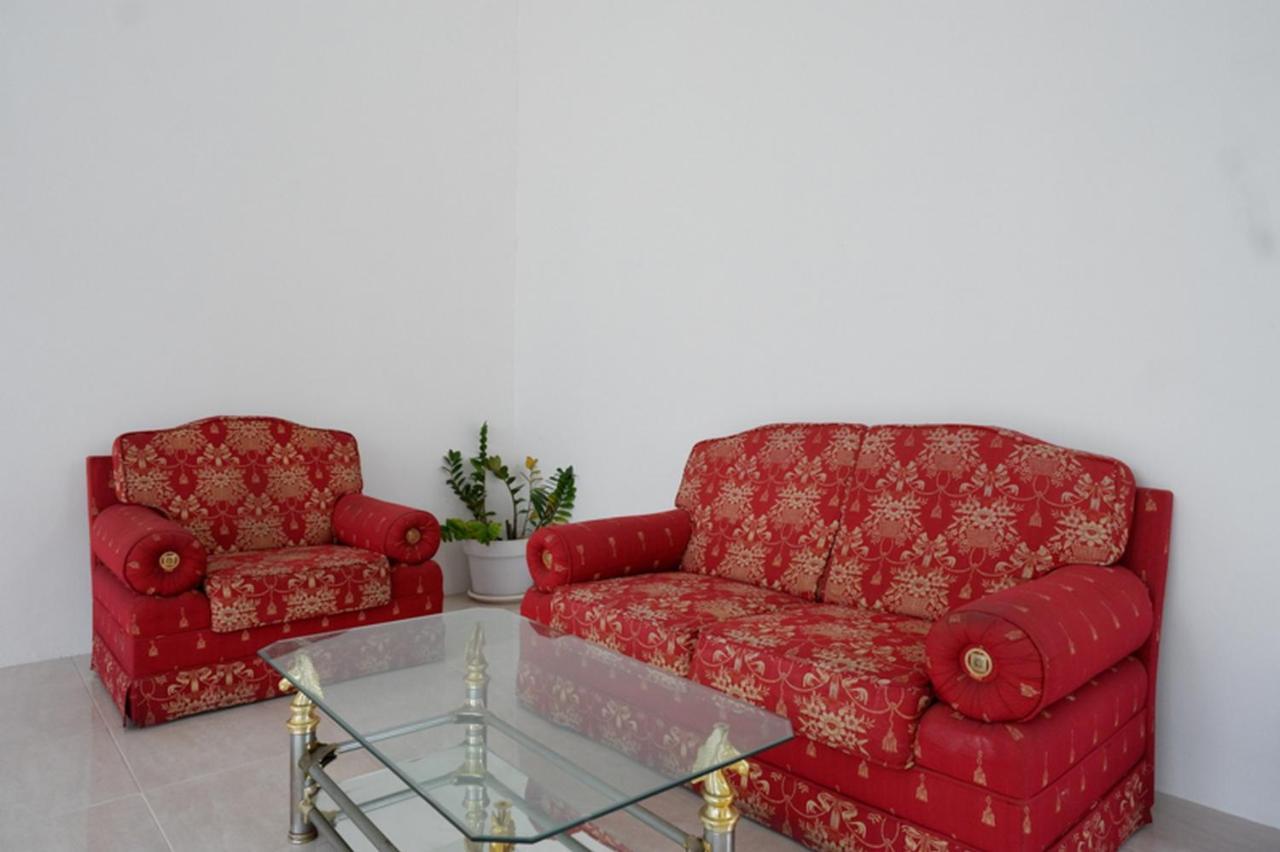 RedDoorz @ Demangan Sari Residence Pakualaman Bagian luar foto
