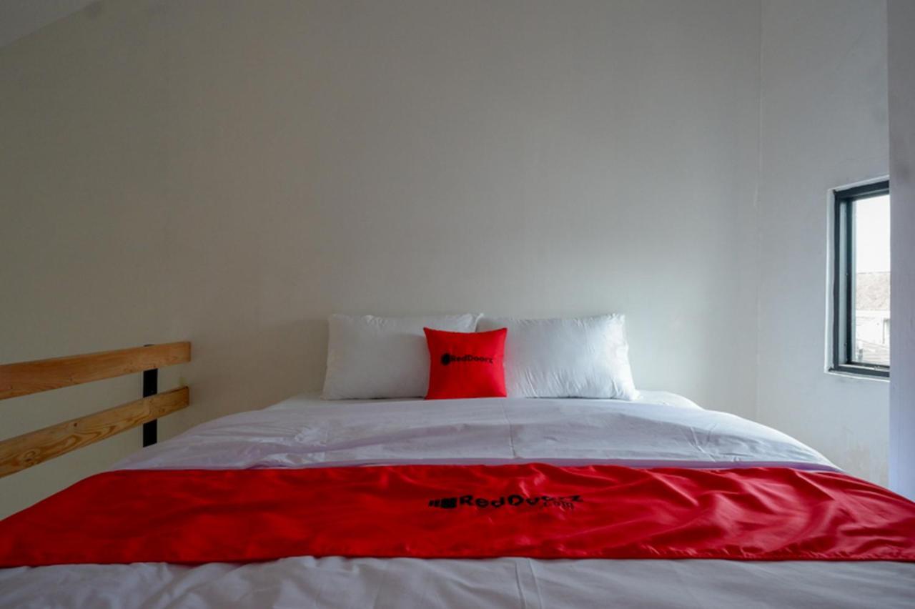 RedDoorz @ Demangan Sari Residence Pakualaman Bagian luar foto