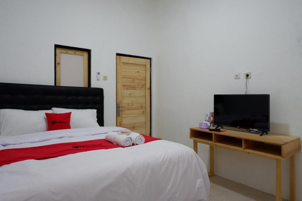 RedDoorz @ Demangan Sari Residence Pakualaman Bagian luar foto